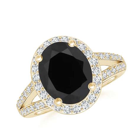 Onyx Engagement Rings: The Complete Guide