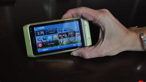 Nokia N8 launch delayed for final tweaks - CNET