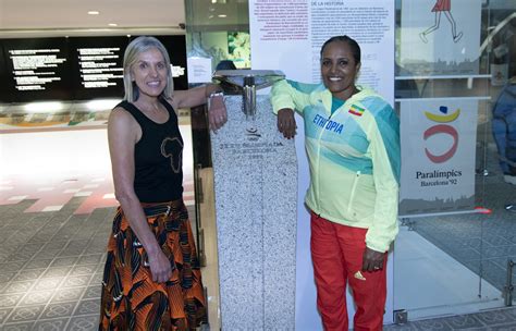 Derartu Tulu and Elana Meyer Reunite in Barcelona 30 Years after Epic Olympic 10,000m Final ...