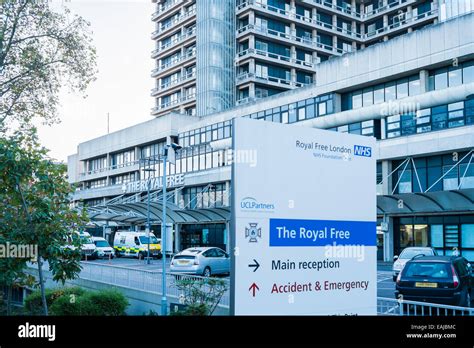 The royal free hospital hampstead london hi-res stock photography and ...