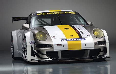 2011 Porsche 911 GT3 RSR Specs, Pictures & Engine Review