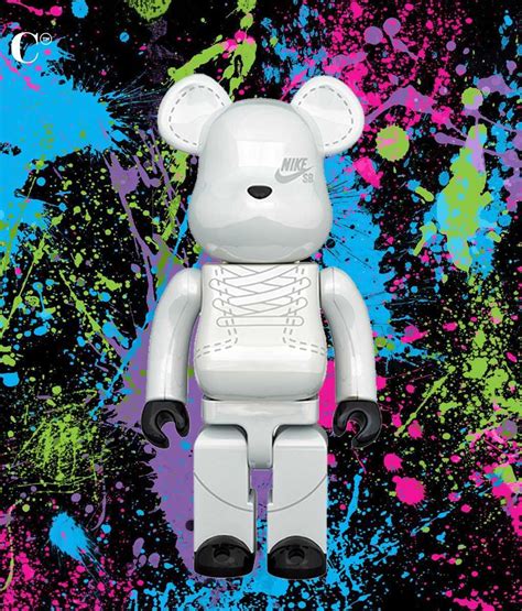 Bearbrick Wallpaper - IXpaper