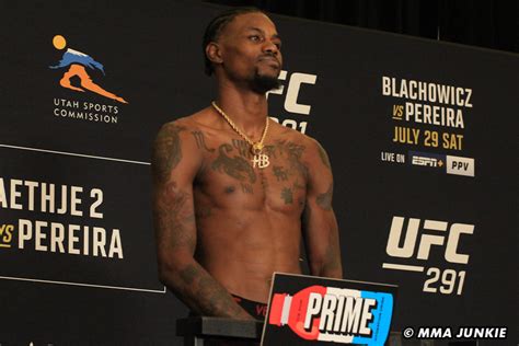 kevin-holland-ufc-291-official-weigh-ins-1 | MMA Junkie