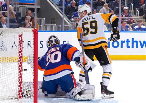 Islanders hammered in ugly blowout loss to Penguins