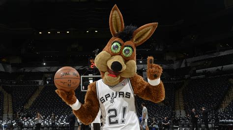 Spurs Coyote - Mascot Coyote of the San Antonio Spurs looks on against ...