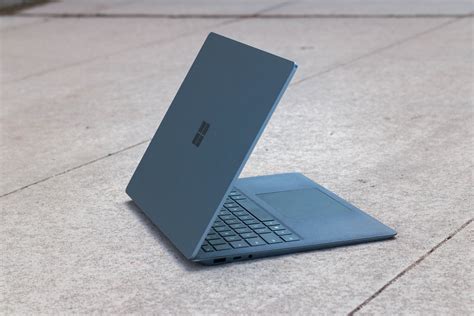 Recensione di Surface Laptop 4 (13,5 pollici): se non è rotto, non ...