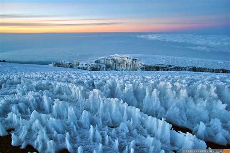 Glacier fields at the top of Mt. Kilimanjaro [1200x800] [OC] : EarthPorn