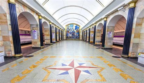 10 Most Beautiful St Petersburg Metro Stations (Travel Guide)