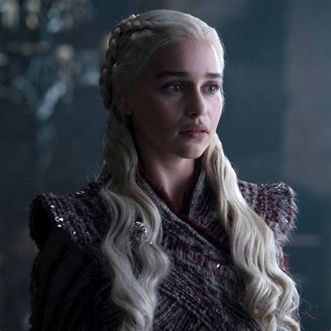 Emilia Clarke Talks Brain Aneurysm in Game of Thrones Book