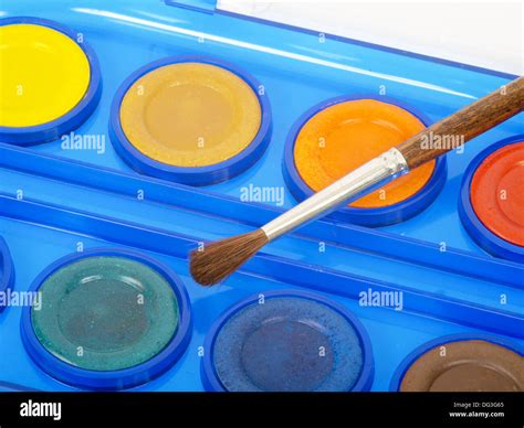 Rainbow paint brush hi-res stock photography and images - Alamy