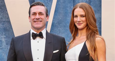 Jon Hamm & Fiancee Anna Osceola Make Red Crpet Debut as Engaged Couple at Vanity Fair Oscars ...