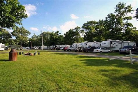 The 5 Best RV Campgrounds Near Nashville, TN - Campspot Camp Guide