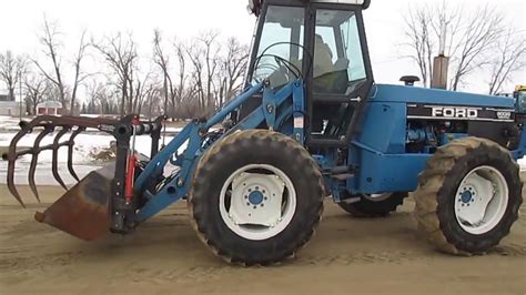 Ford Versatile 9030 Bi-Directional Tractor - YouTube