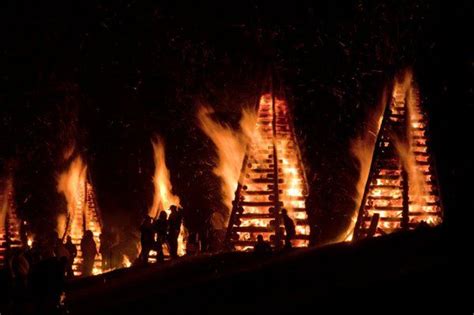 Bonfires on the Levee | Experience New Orleans!