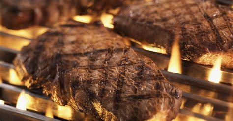 Grilled Sirloin Steaks recipe | Eat Smarter USA