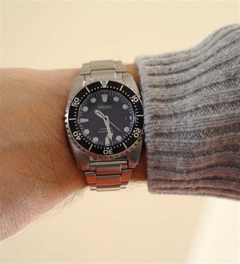 Seiko SKA371 Stainless Steel Kinetic Dive Watch Review