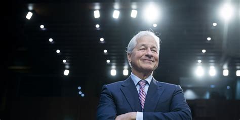 Jamie Dimon not running for office, says spokesman | Crain's Chicago ...