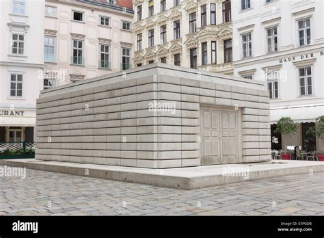 Sculpture by Rachel Whiteread, Jewish Holocaust Memorial, Judenplatz ...