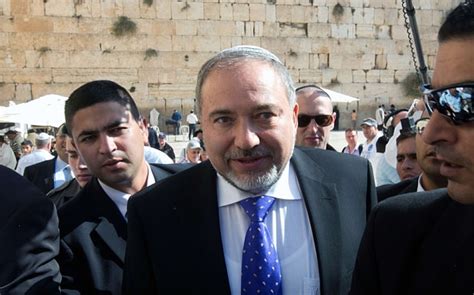 Avigdor Lieberman urges supporters to distribute copies of Charlie Hebdo