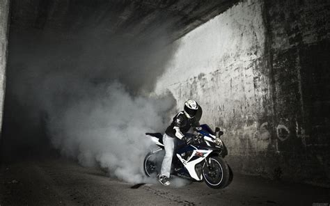 Suzuki Gsxr 1000 Wallpapers - Wallpaper Cave