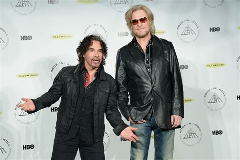 Hall and Oates, Tears for Fears announce summer tour - CBS News