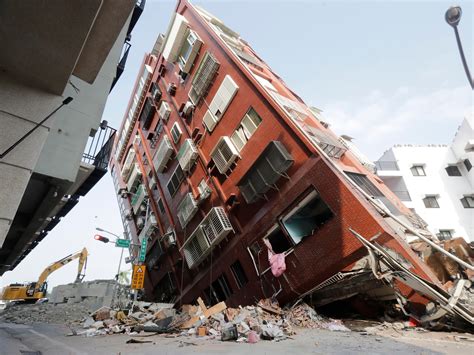 Taiwan says 1,000 injured in earthquake, rescue efforts focus on ...