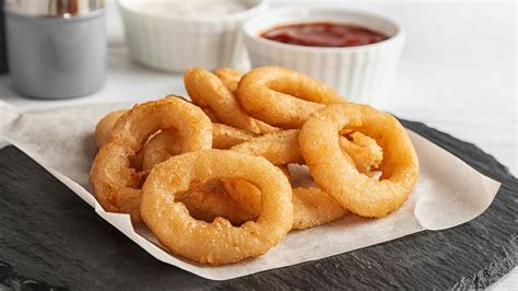 Homemade Fried Onion Rings - The Singapore Women's Weekly
