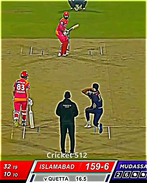 Faheem Ashraf Fast Batting Sixes #shorts #viralshorts #psl - YouTube