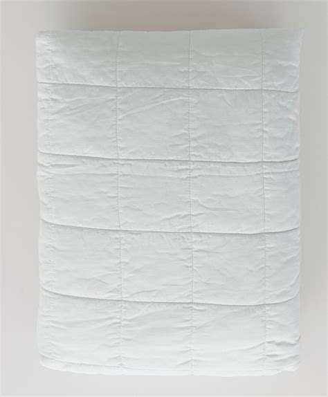 Home Organic Quilt made with Organic Cotton | Pact