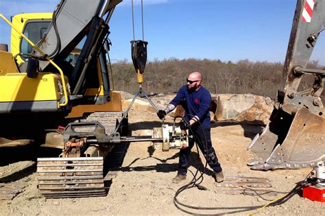 D & D Equipment Repair - Heavy equipment and in-house hydraulic cylinder rebuilds and repairs in ...