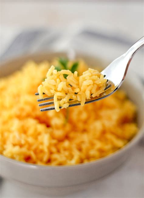 5 INGREDIENT YELLOW RICE - Jehan Can Cook