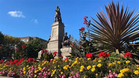 St Helier wins gold at first Britain in Bloom awards in two years - BBC News