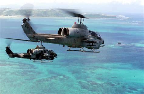 AH-1W Super Cobra | NAVAIR