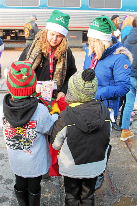 Toys for Tots train rolls through Capital Region – Troy Record