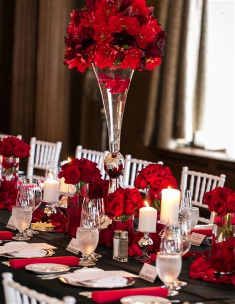 Valentinshochzeit - 37 Sparkling Ideas for Red Themed Wedding