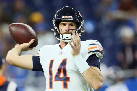 Bears Are Cutting Quarterback Before Thursday Night's Game - The Spun