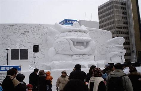 The 25 Most Spectacular Snow Sculptures | Snow sculptures, Sand ...