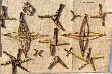 The Ever-Living Ones: The Protection of Brigid - making the three-armed Brigid’s Cross.