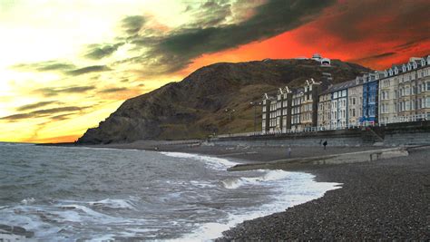 Aberystwyth - Harbour Beach is magnificently beatuiful, located in Ceredigion