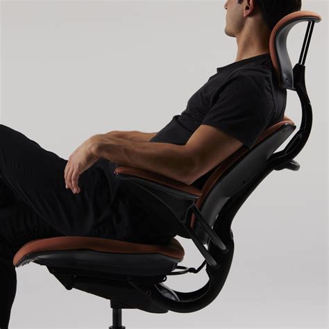 Freedom Headrest - Executive Chair | Humanscale