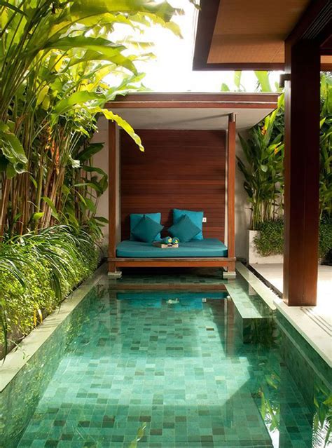 34 Cool Small Swimming Pool Ideas | HomeMydesign