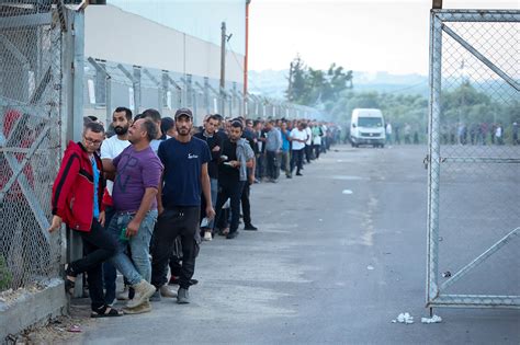 At the Gaza fence, a protest wave revives hopes of Palestinian mobilization