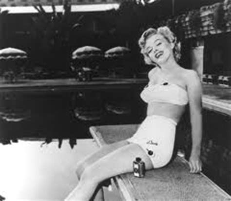 hollywood roosevelt hotel in los angeles : the first oscars, marilyn ...