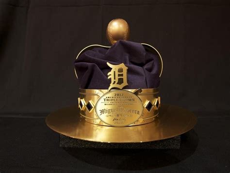 Prelude to MVP? Cabrera, Posey win Aaron award