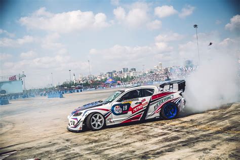 Drifting FAQs: All you need to know about drifting, drift car - okgo.net