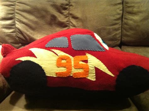 Lightning McQueen plush- right side by bonniea423 on DeviantArt