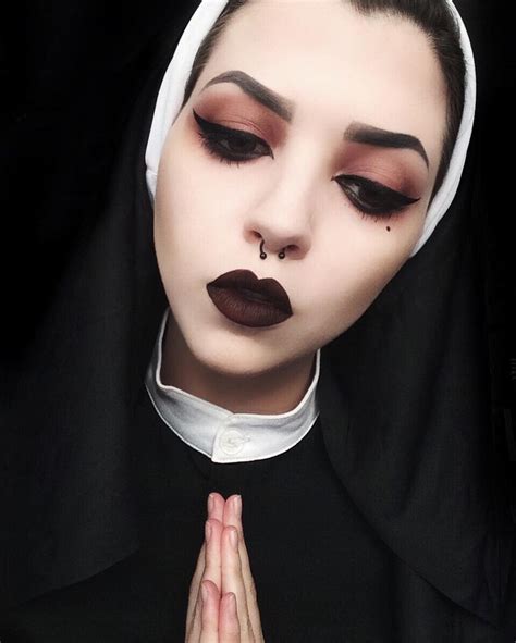 Nun Halloween Costume, Soirée Halloween, Nun Costume, Halloween Makeup ...