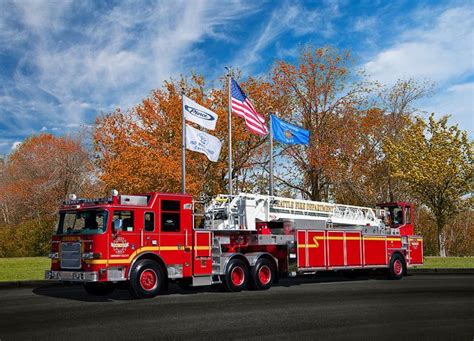 Seattle Ladder 1 by Pierce MFG, via Flickr | Fire trucks, Fire rescue, Emergency vehicles