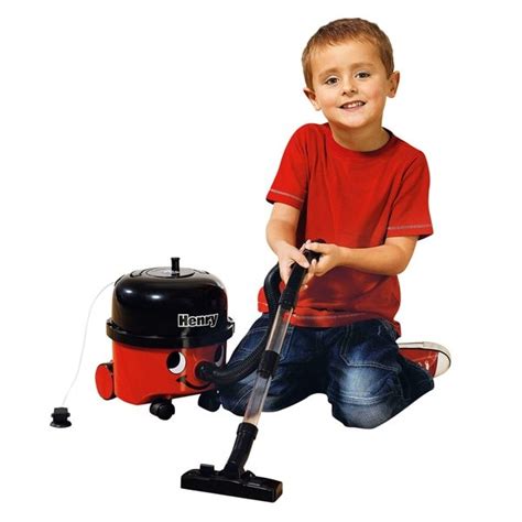 HENRY-TOY-VACUUM-CLEANER