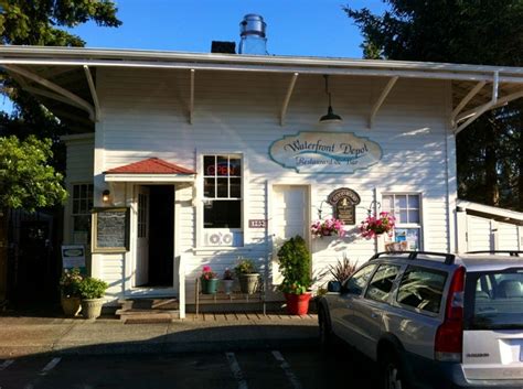 Waterfront Depot Restaurant, 1252 Bay St, Florence, OR, Family ...